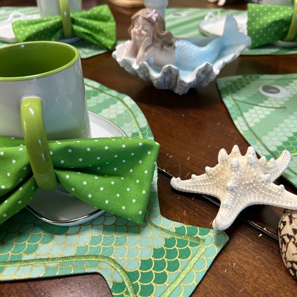 PLACEMATS SETS - Picture 8 of 10